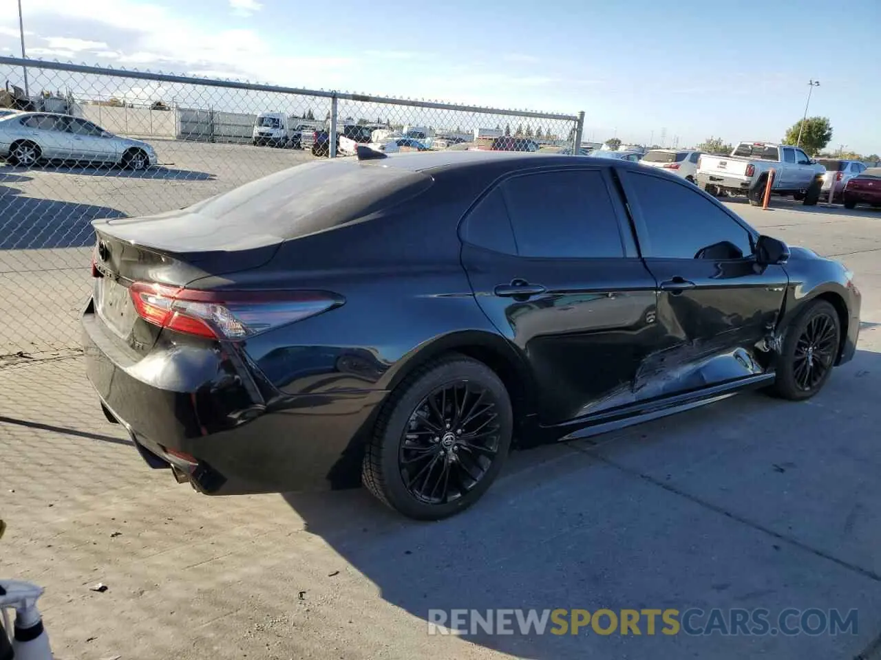 3 fotografías del automóvil dañado 4T1G11AK3NU017162 TOYOTA CAMRY 2022