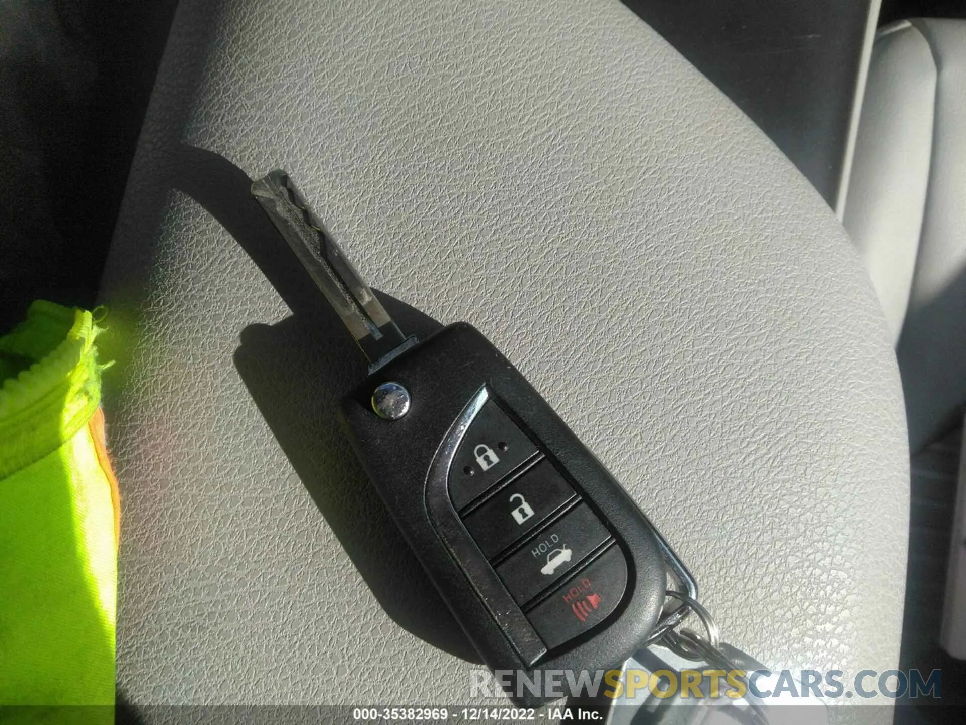 11 fotografías del automóvil dañado 4T1G11AK3NU035029 TOYOTA CAMRY 2022