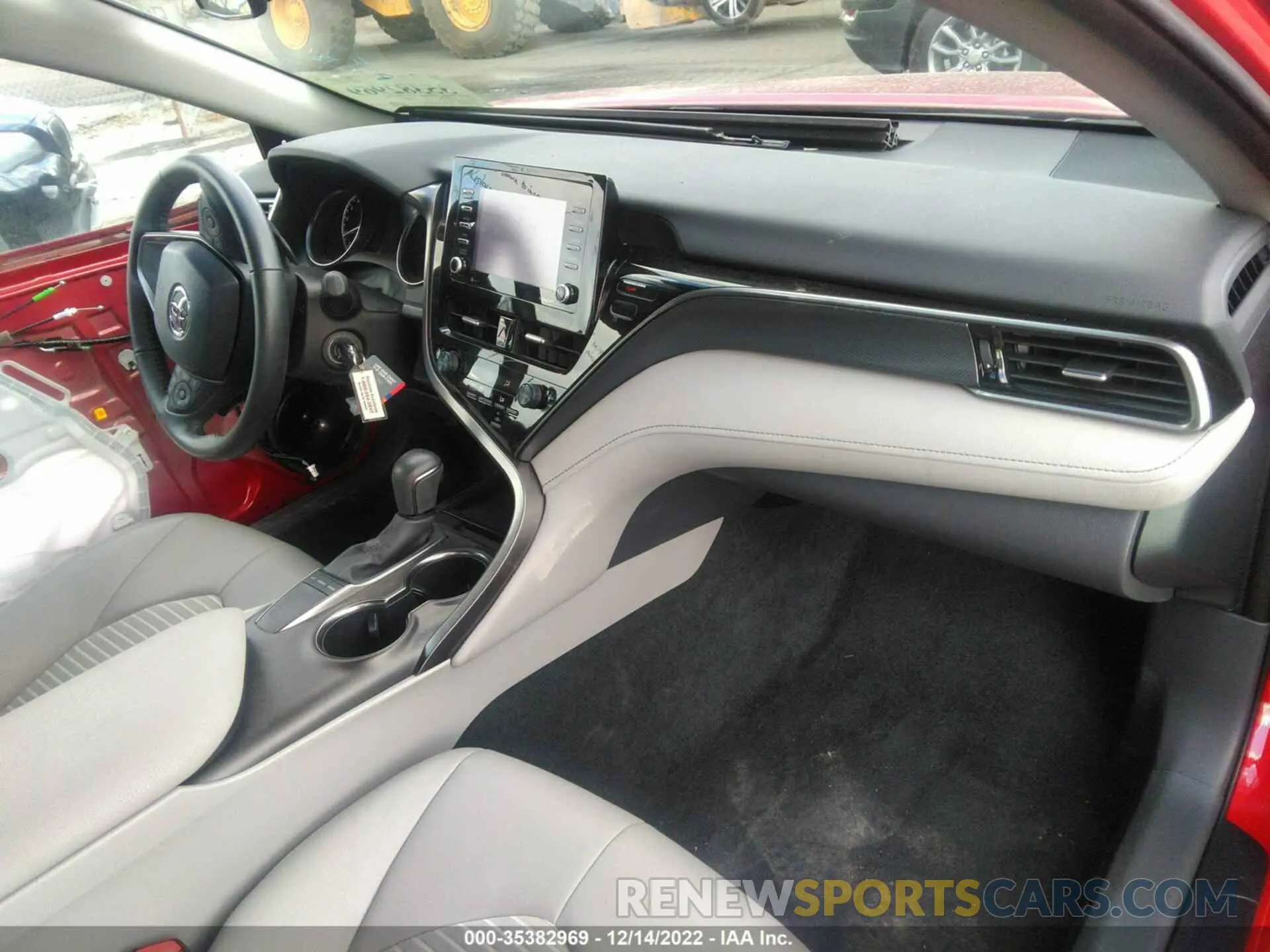 5 fotografías del automóvil dañado 4T1G11AK3NU035029 TOYOTA CAMRY 2022