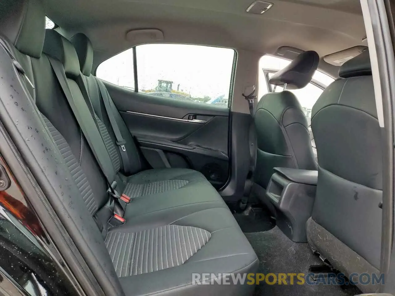 10 fotografías del automóvil dañado 4T1G11AK3NU052445 TOYOTA CAMRY 2022