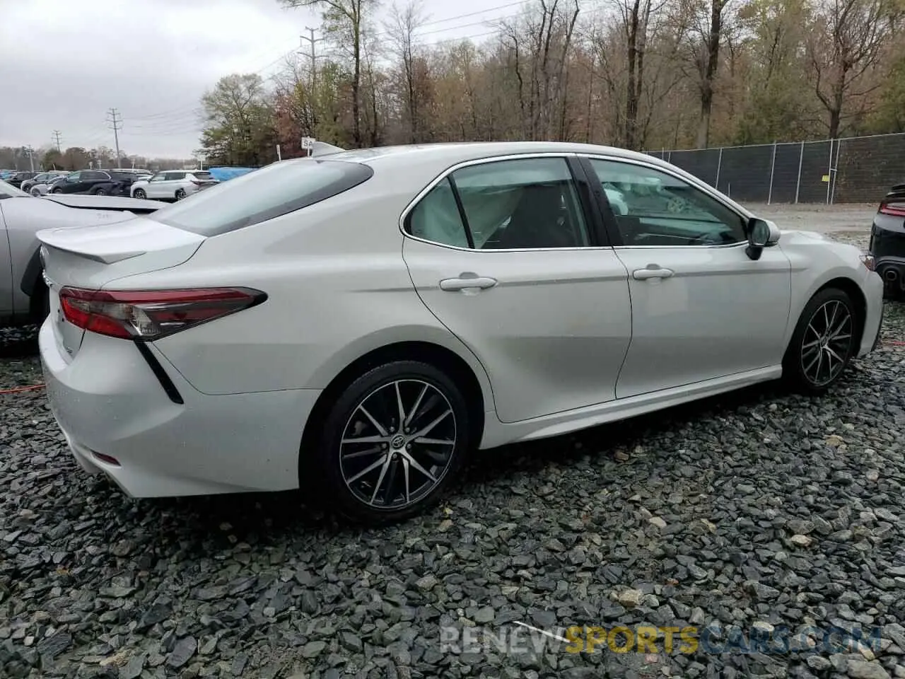 3 fotografías del automóvil dañado 4T1G11AK3NU056754 TOYOTA CAMRY 2022