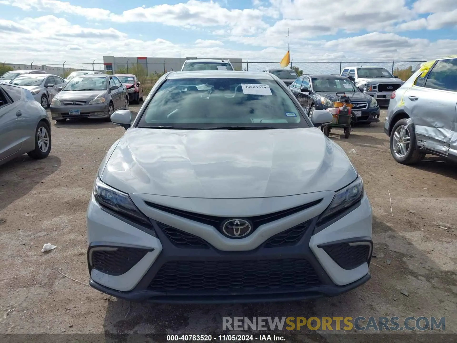 12 fotografías del automóvil dañado 4T1G11AK3NU064224 TOYOTA CAMRY 2022