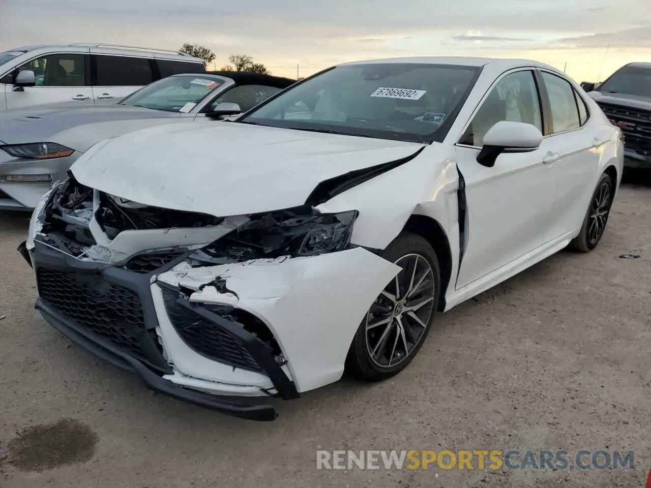 1 fotografías del automóvil dañado 4T1G11AK3NU065664 TOYOTA CAMRY 2022