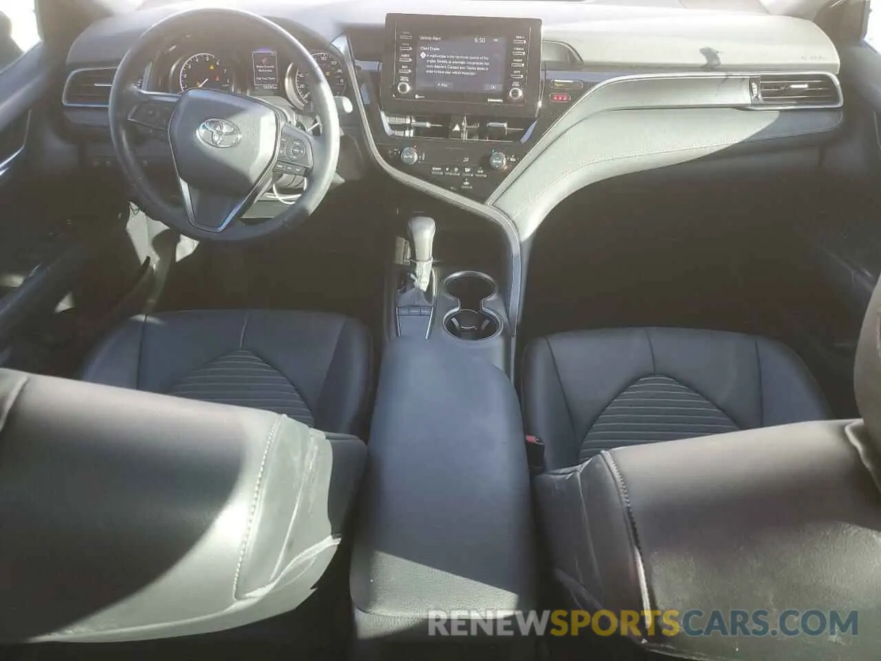 8 fotografías del automóvil dañado 4T1G11AK3NU620709 TOYOTA CAMRY 2022