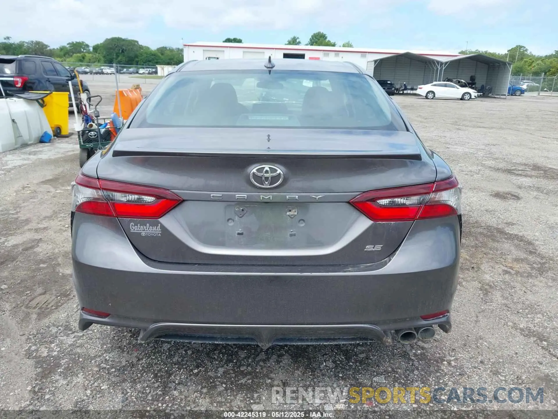 16 fotografías del automóvil dañado 4T1G11AK3NU622539 TOYOTA CAMRY 2022