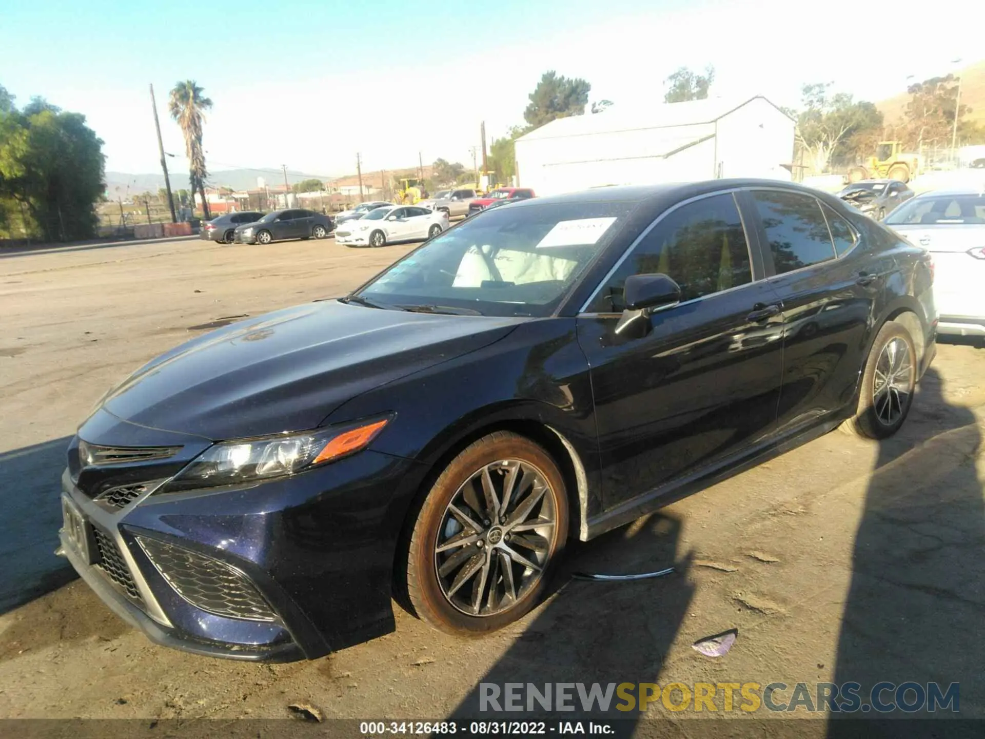 2 fotografías del automóvil dañado 4T1G11AK3NU632164 TOYOTA CAMRY 2022