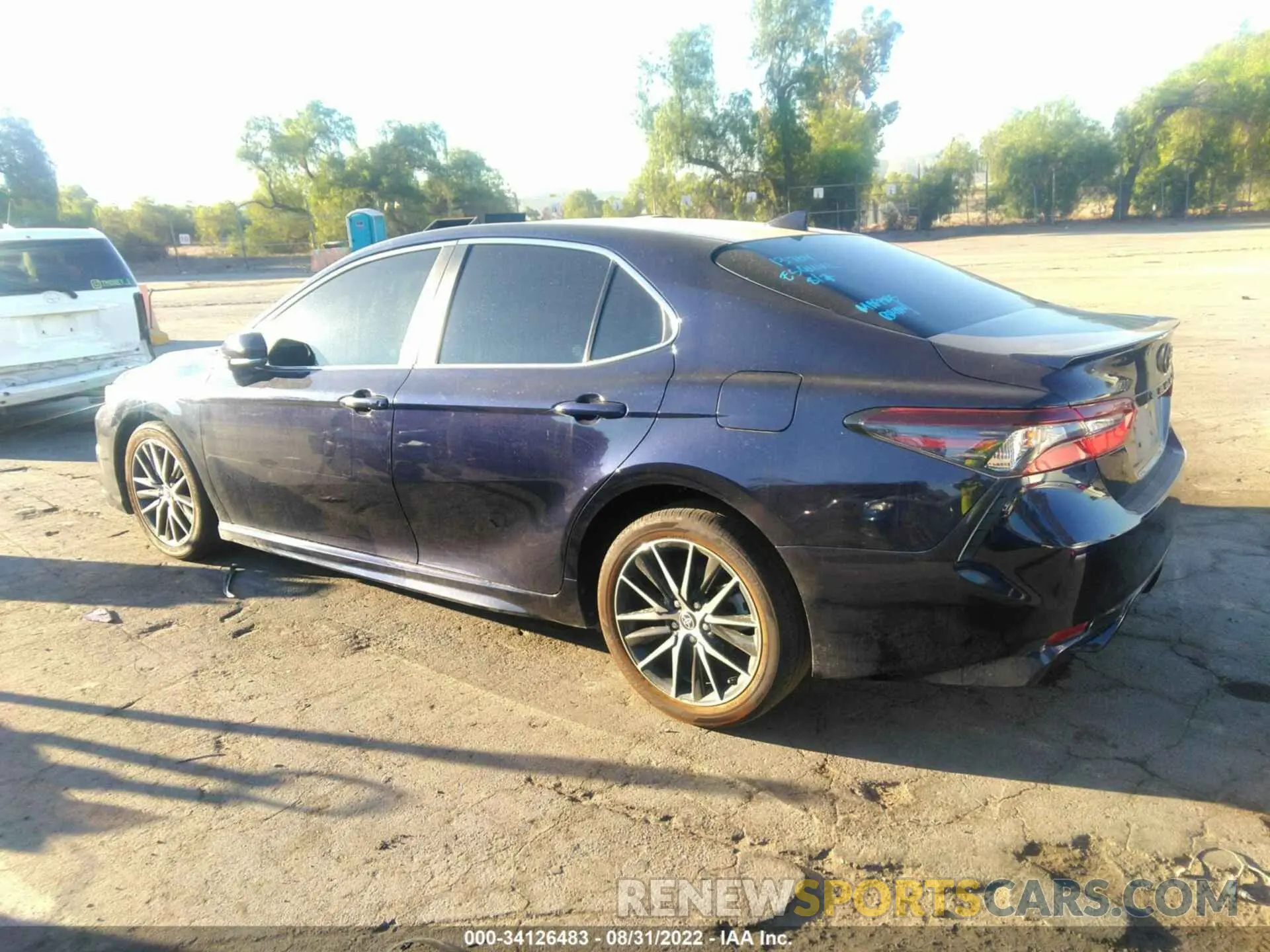 3 fotografías del automóvil dañado 4T1G11AK3NU632164 TOYOTA CAMRY 2022