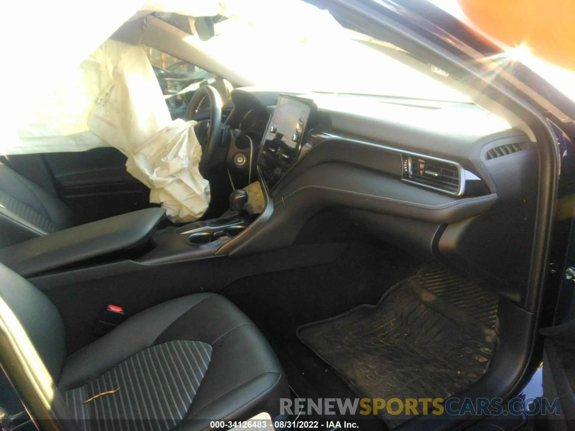 5 fotografías del automóvil dañado 4T1G11AK3NU632164 TOYOTA CAMRY 2022