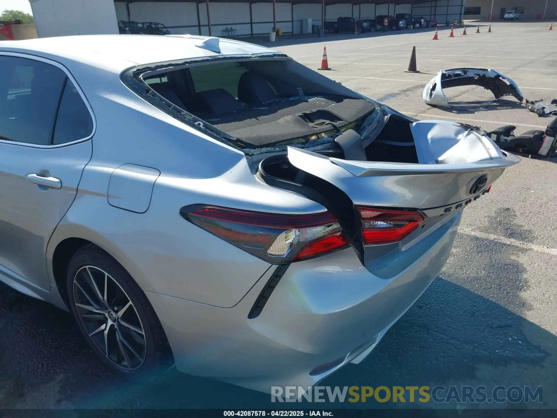 6 fotografías del automóvil dañado 4T1G11AK3NU638448 TOYOTA CAMRY 2022