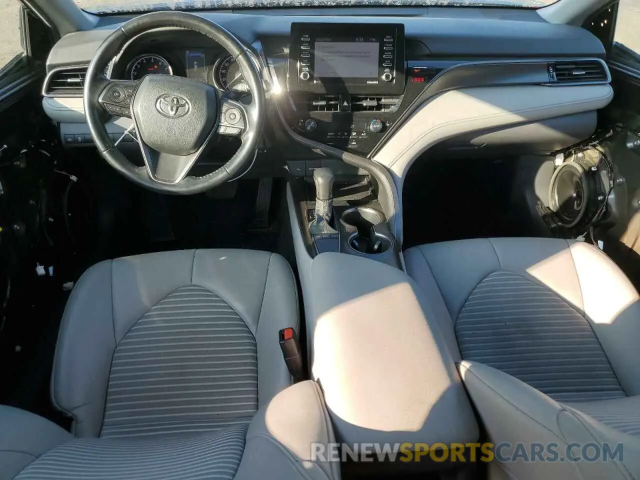 8 fotografías del automóvil dañado 4T1G11AK3NU662636 TOYOTA CAMRY 2022