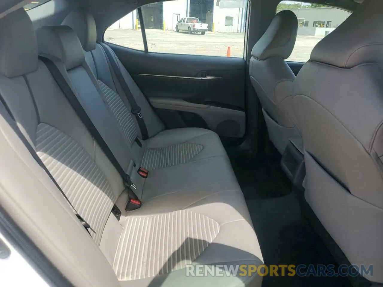 10 fotografías del automóvil dañado 4T1G11AK3NU682174 TOYOTA CAMRY 2022