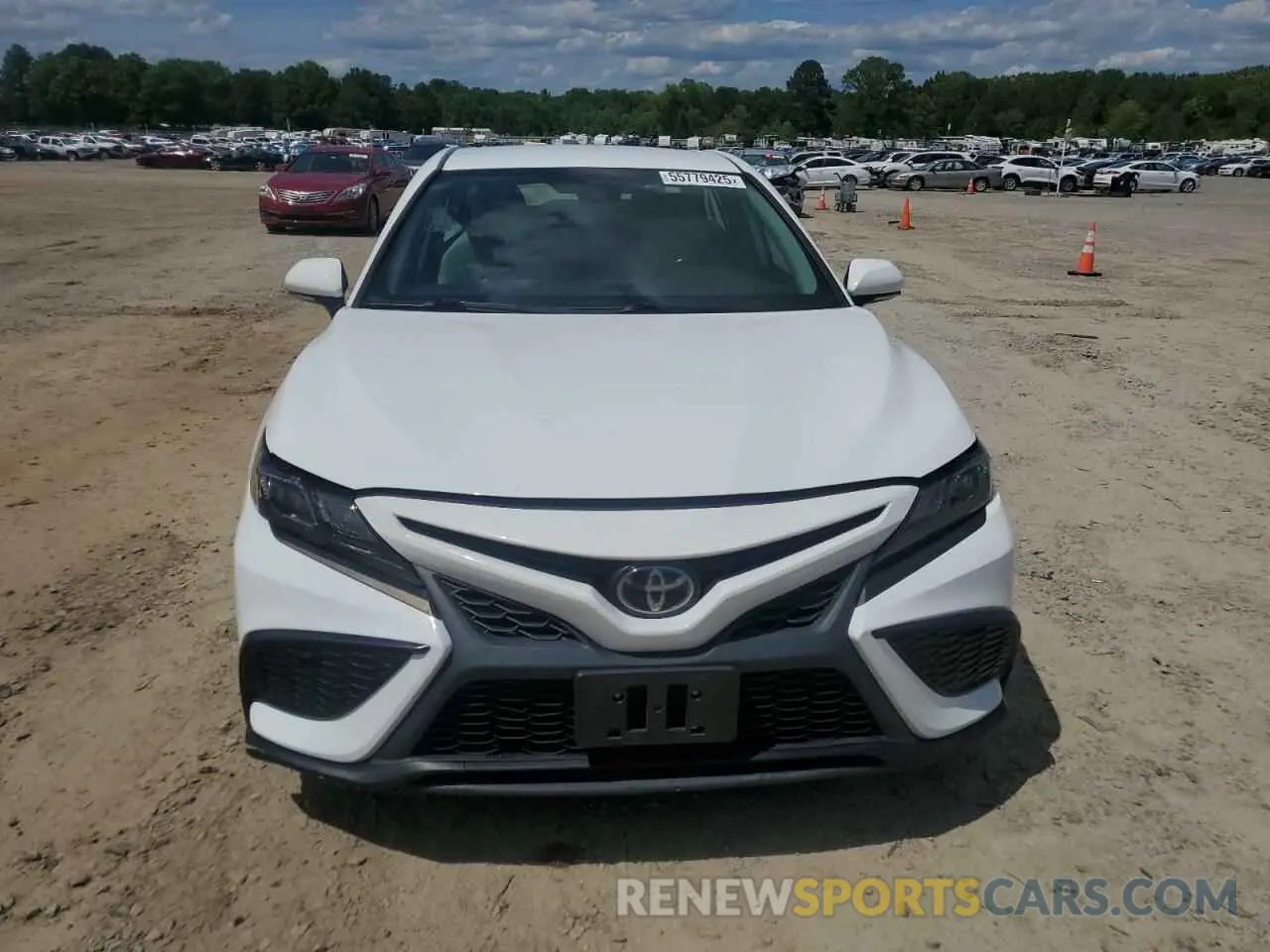 5 fotografías del automóvil dañado 4T1G11AK3NU682174 TOYOTA CAMRY 2022