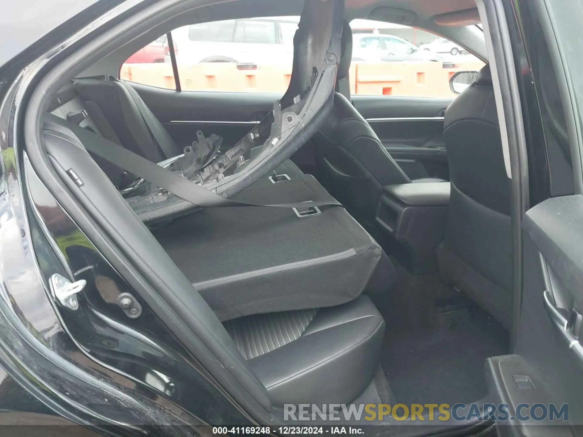 8 fotografías del automóvil dañado 4T1G11AK3NU705310 TOYOTA CAMRY 2022