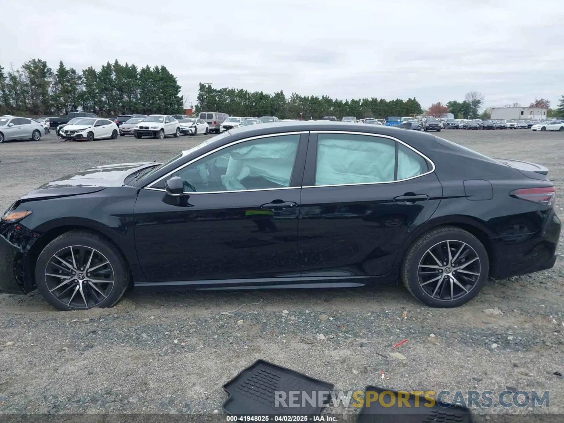 15 fotografías del automóvil dañado 4T1G11AK4NU036660 TOYOTA CAMRY 2022