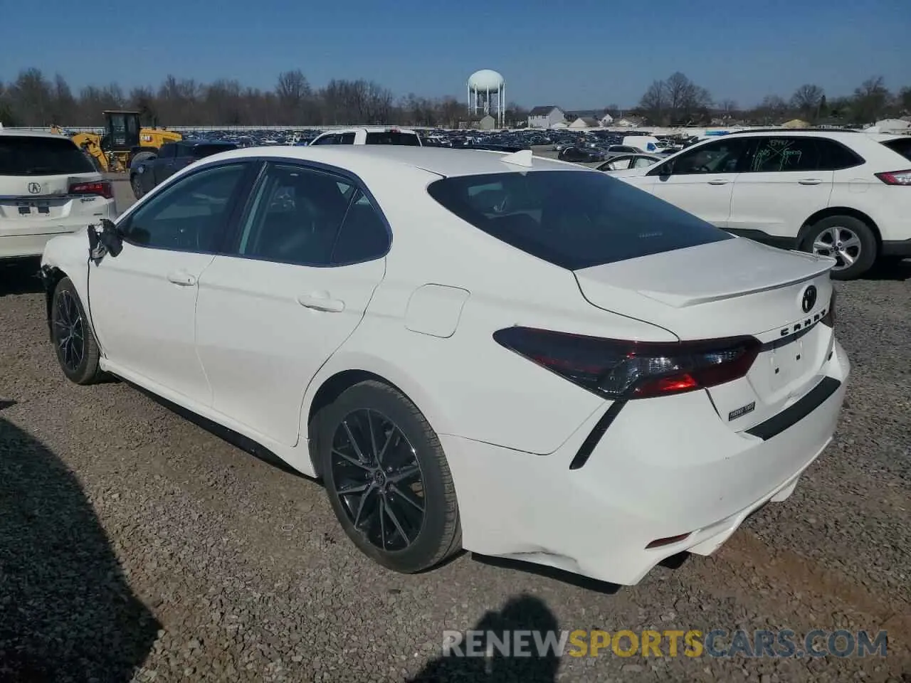 2 fotografías del automóvil dañado 4T1G11AK4NU039204 TOYOTA CAMRY 2022