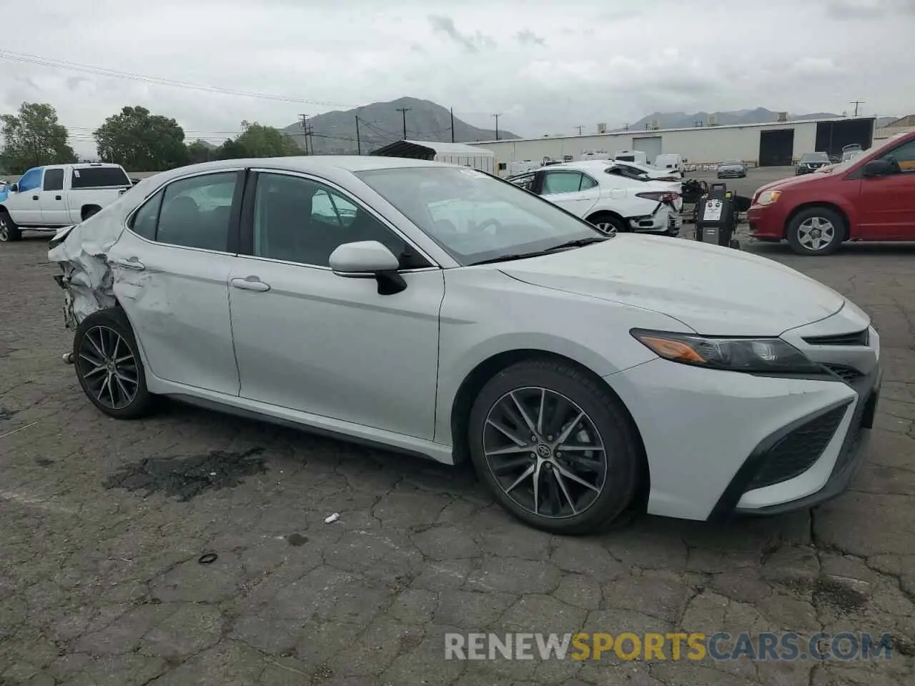4 fotografías del automóvil dañado 4T1G11AK4NU058724 TOYOTA CAMRY 2022