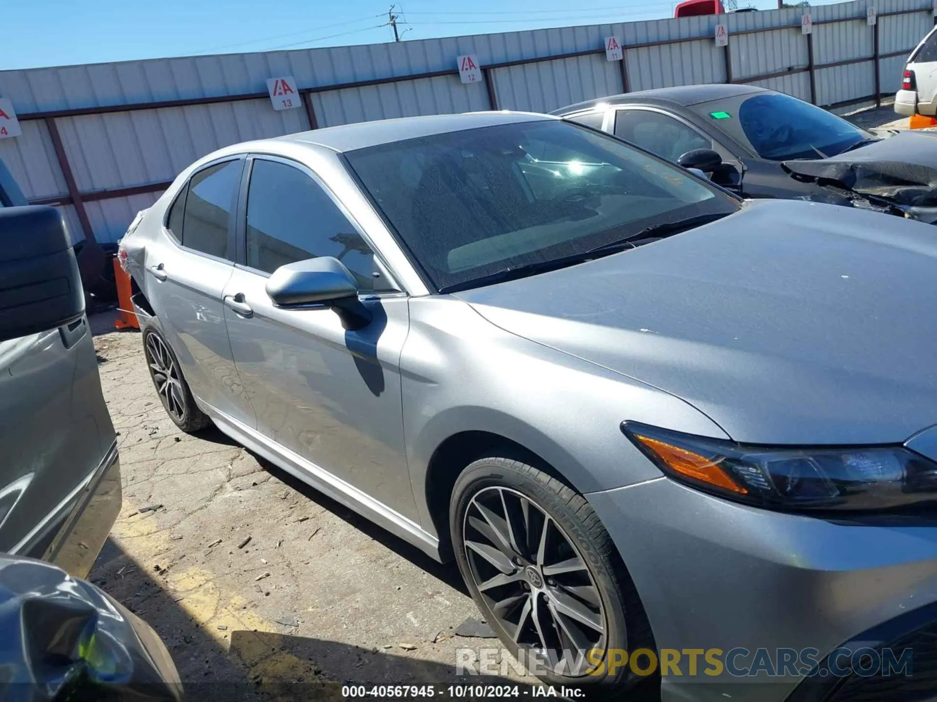13 fotografías del automóvil dañado 4T1G11AK4NU647885 TOYOTA CAMRY 2022