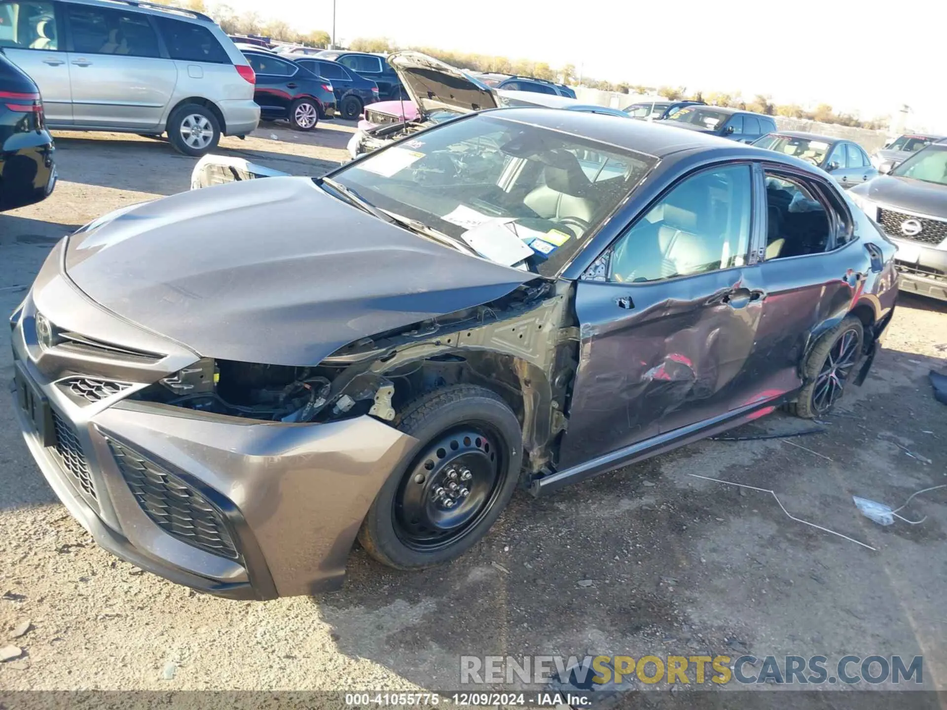 2 fotografías del automóvil dañado 4T1G11AK4NU665108 TOYOTA CAMRY 2022