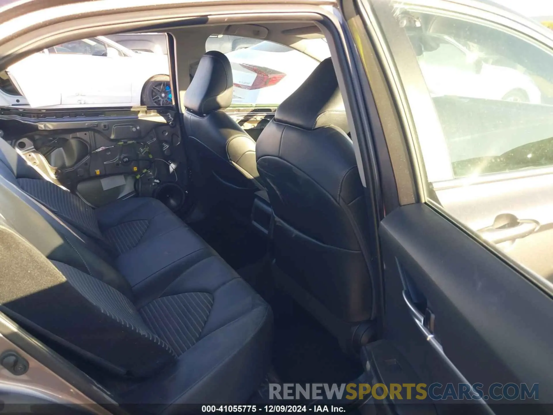 8 fotografías del automóvil dañado 4T1G11AK4NU665108 TOYOTA CAMRY 2022