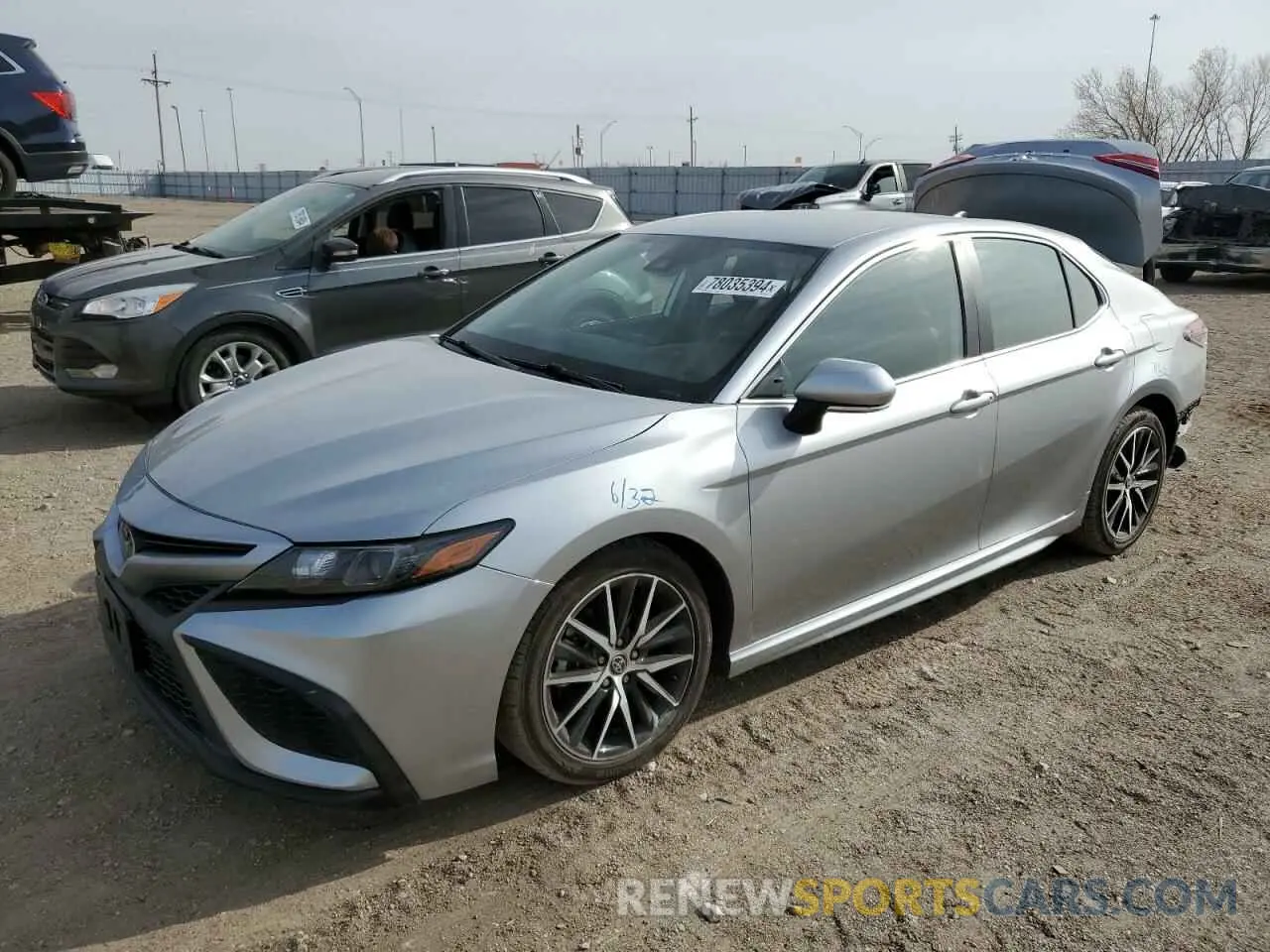 1 fotografías del automóvil dañado 4T1G11AK4NU667120 TOYOTA CAMRY 2022