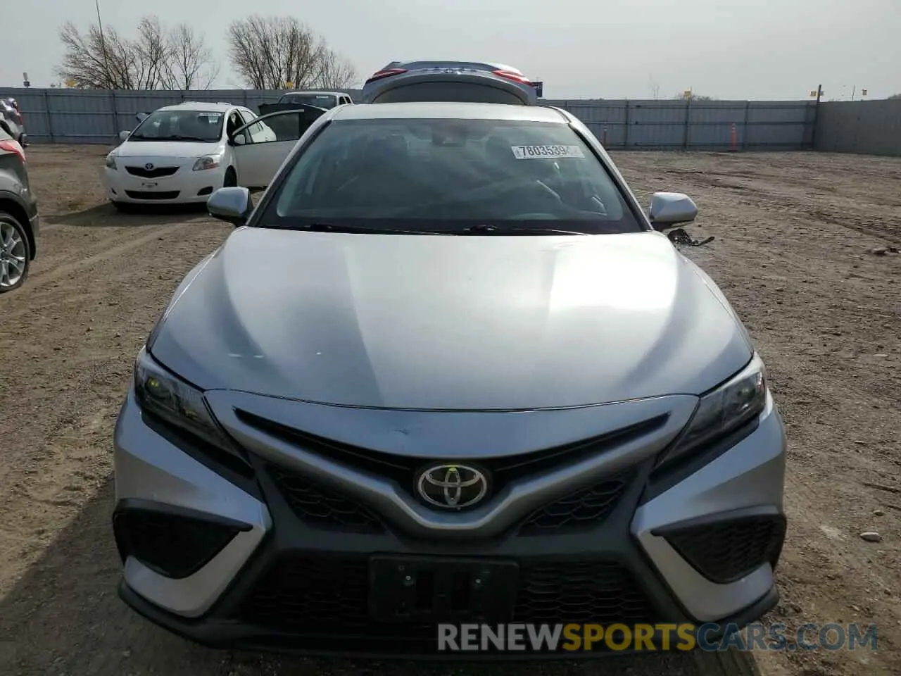 5 fotografías del automóvil dañado 4T1G11AK4NU667120 TOYOTA CAMRY 2022