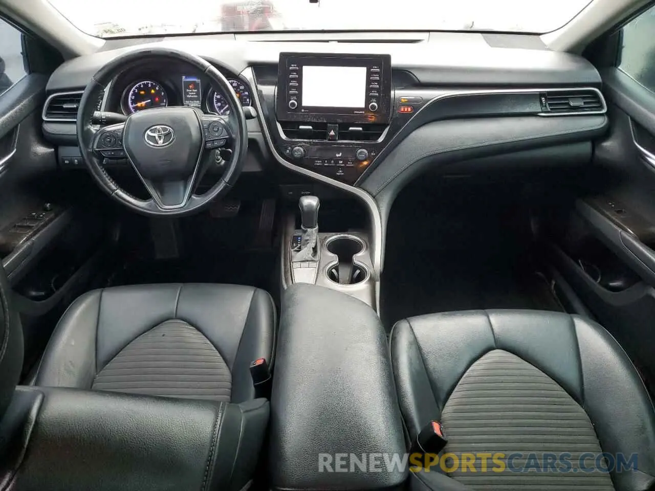 8 fotografías del automóvil dañado 4T1G11AK4NU668283 TOYOTA CAMRY 2022