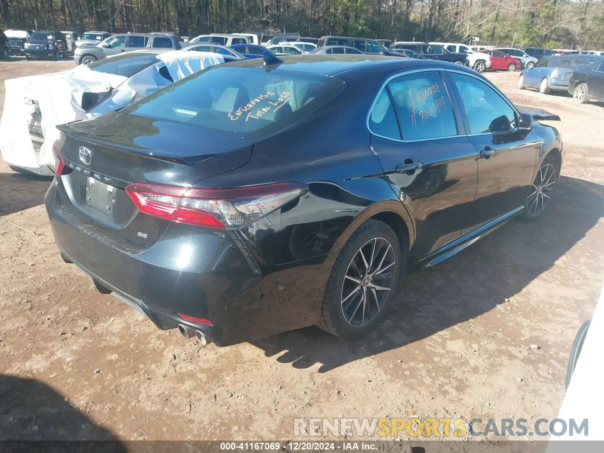 4 fotografías del automóvil dañado 4T1G11AK4NU670700 TOYOTA CAMRY 2022