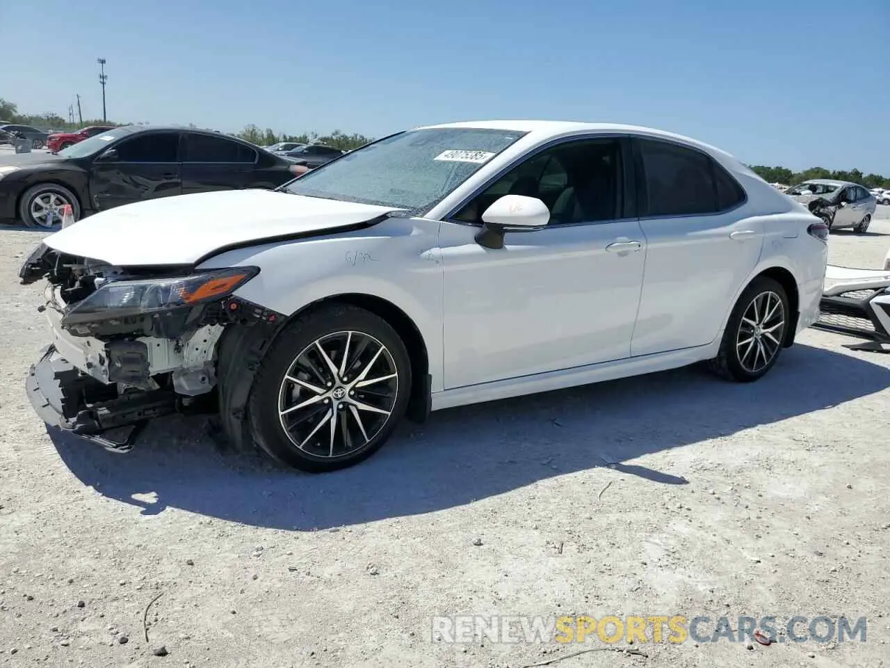 1 fotografías del automóvil dañado 4T1G11AK4NU676299 TOYOTA CAMRY 2022