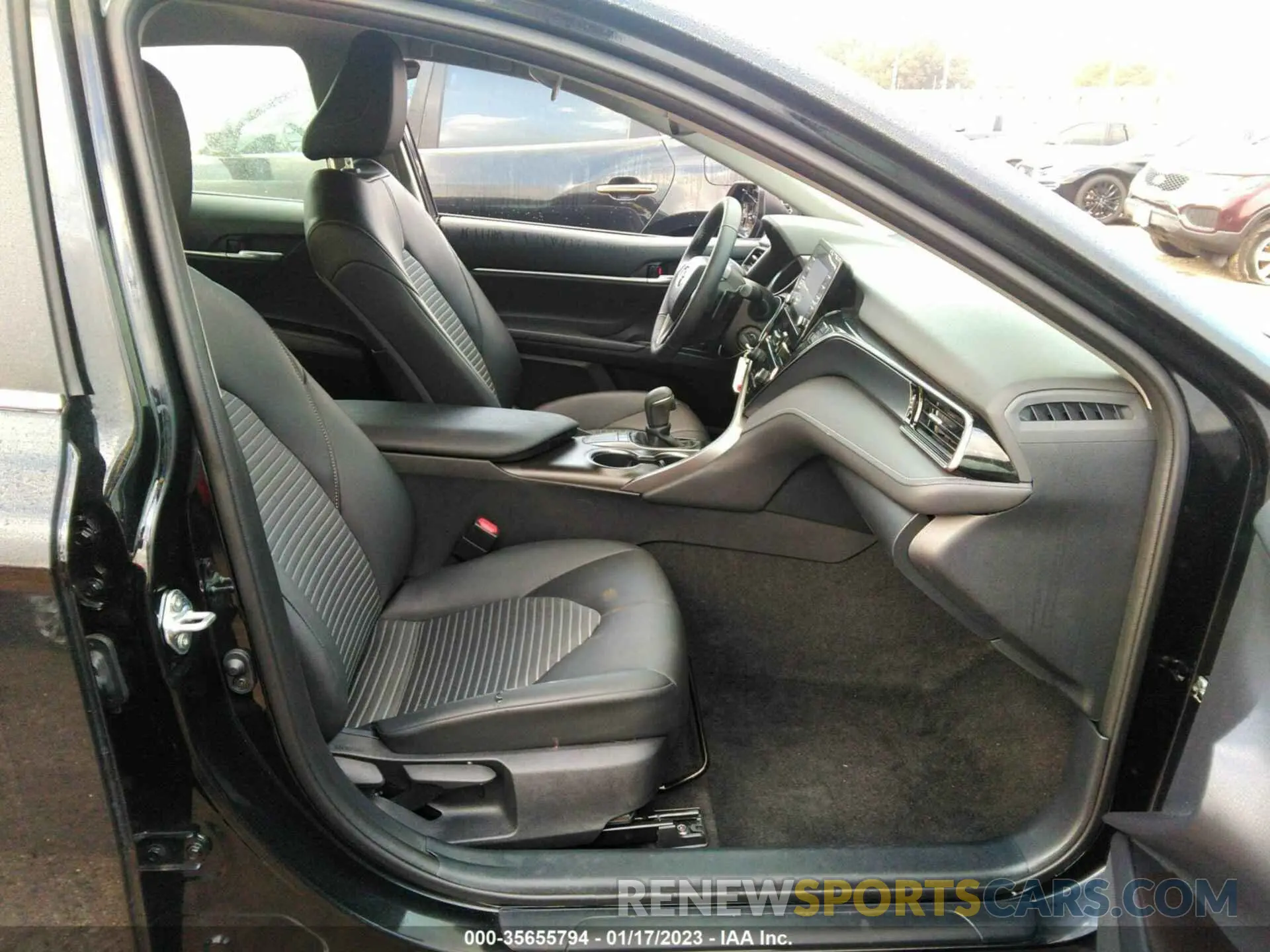 5 fotografías del automóvil dañado 4T1G11AK4NU713562 TOYOTA CAMRY 2022