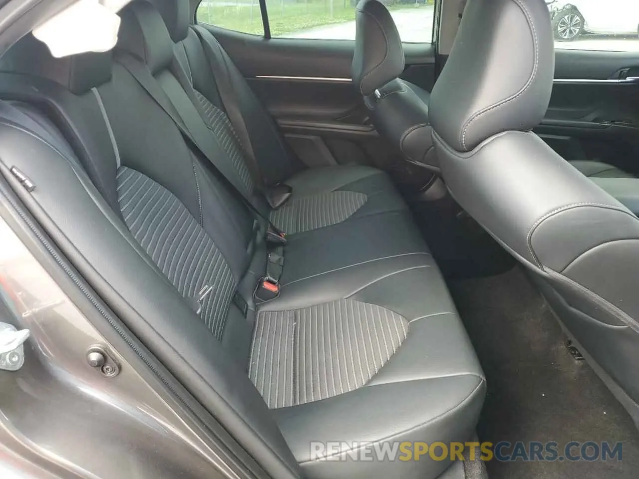 10 fotografías del automóvil dañado 4T1G11AK5NU037378 TOYOTA CAMRY 2022