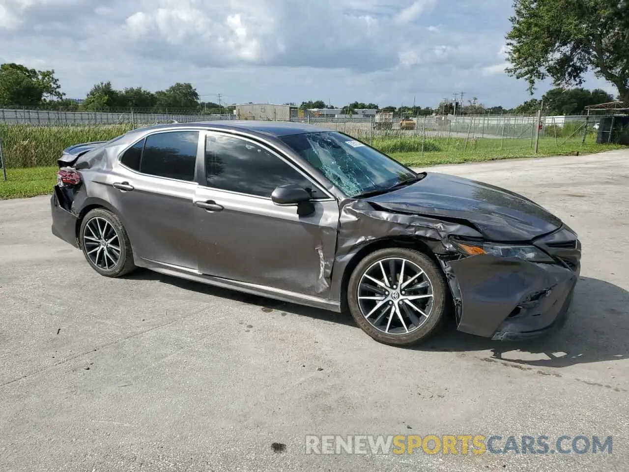 4 fotografías del automóvil dañado 4T1G11AK5NU037378 TOYOTA CAMRY 2022