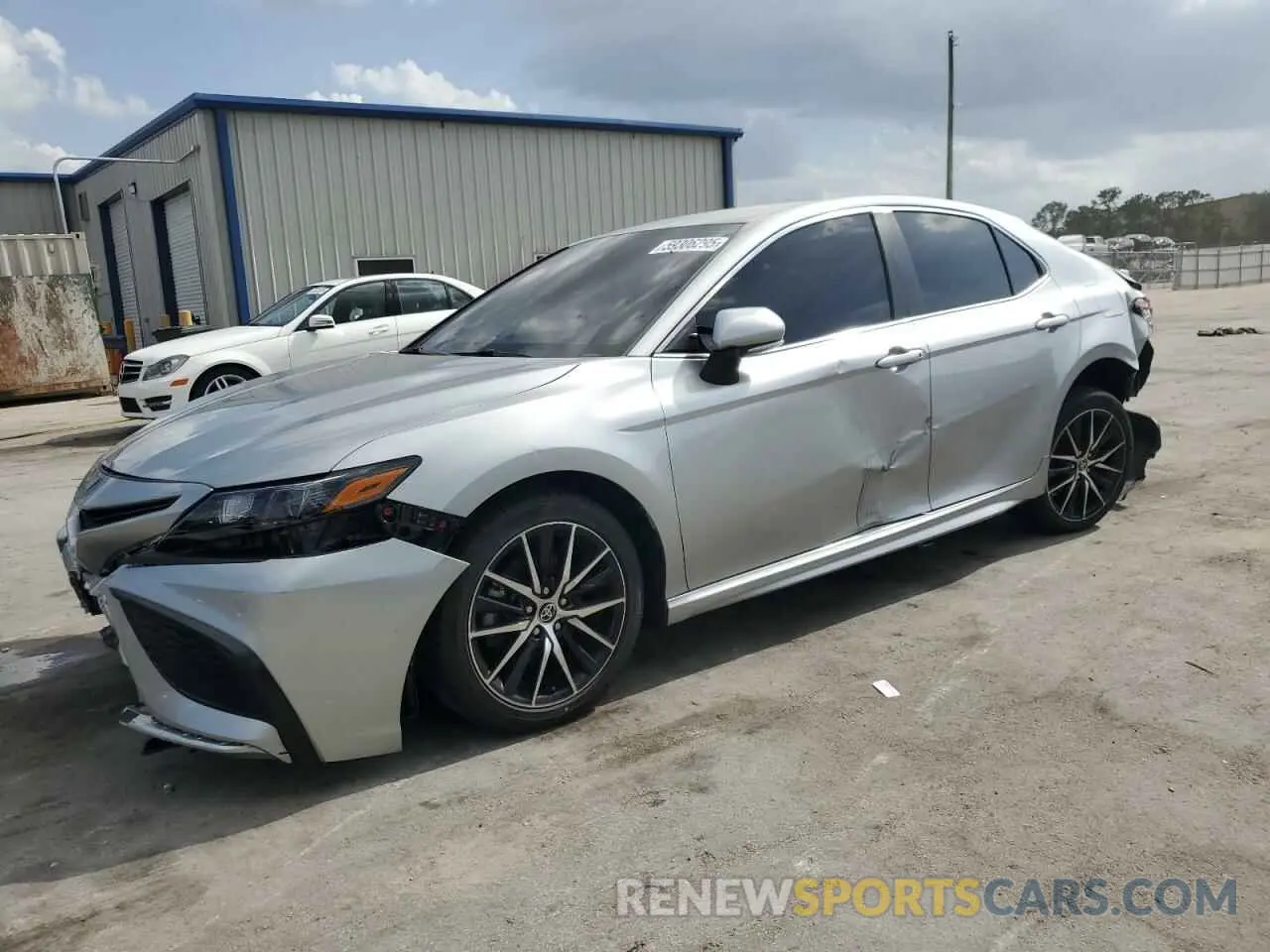 1 fotografías del automóvil dañado 4T1G11AK5NU049661 TOYOTA CAMRY 2022