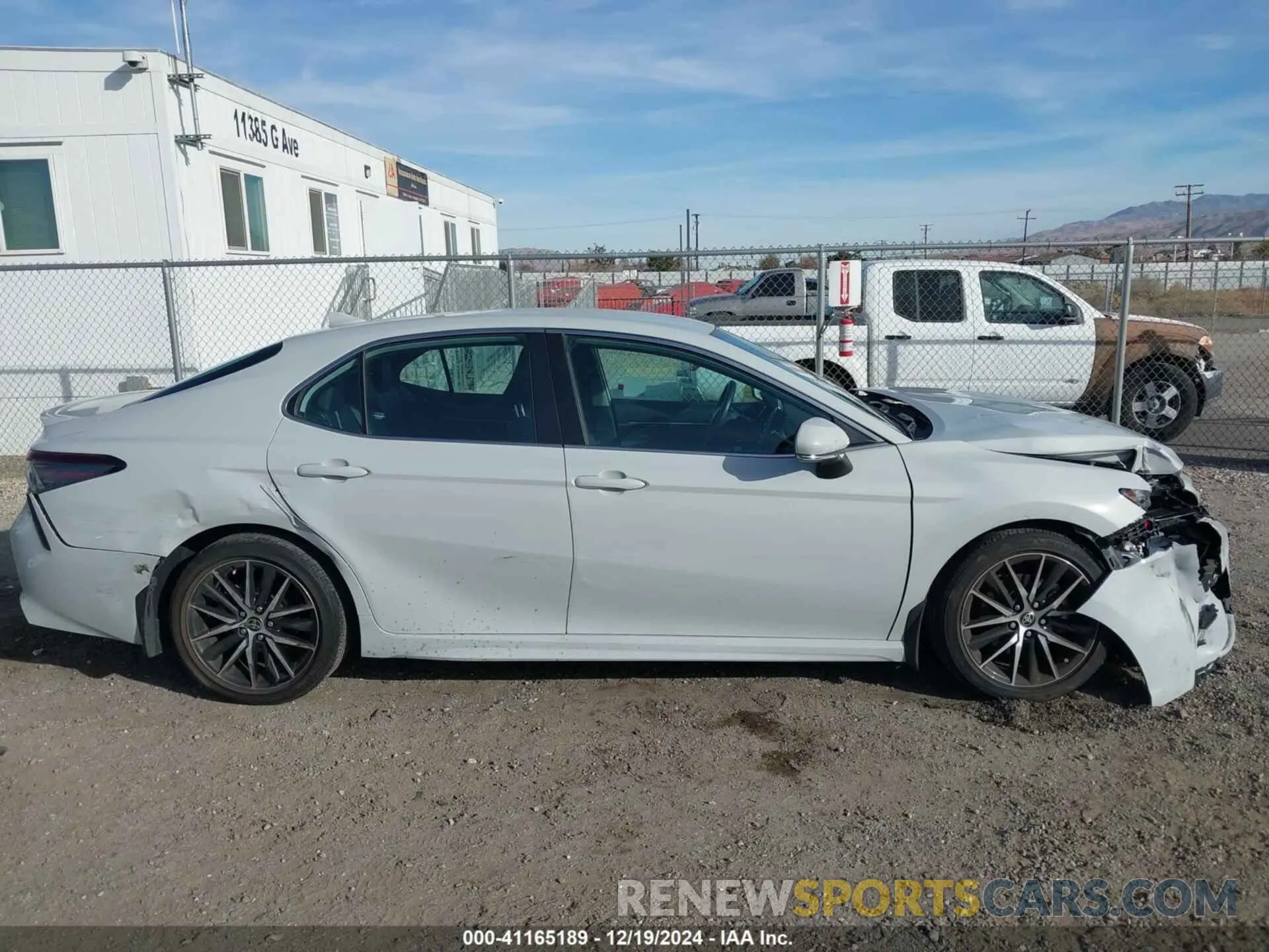 13 fotografías del automóvil dañado 4T1G11AK5NU061051 TOYOTA CAMRY 2022