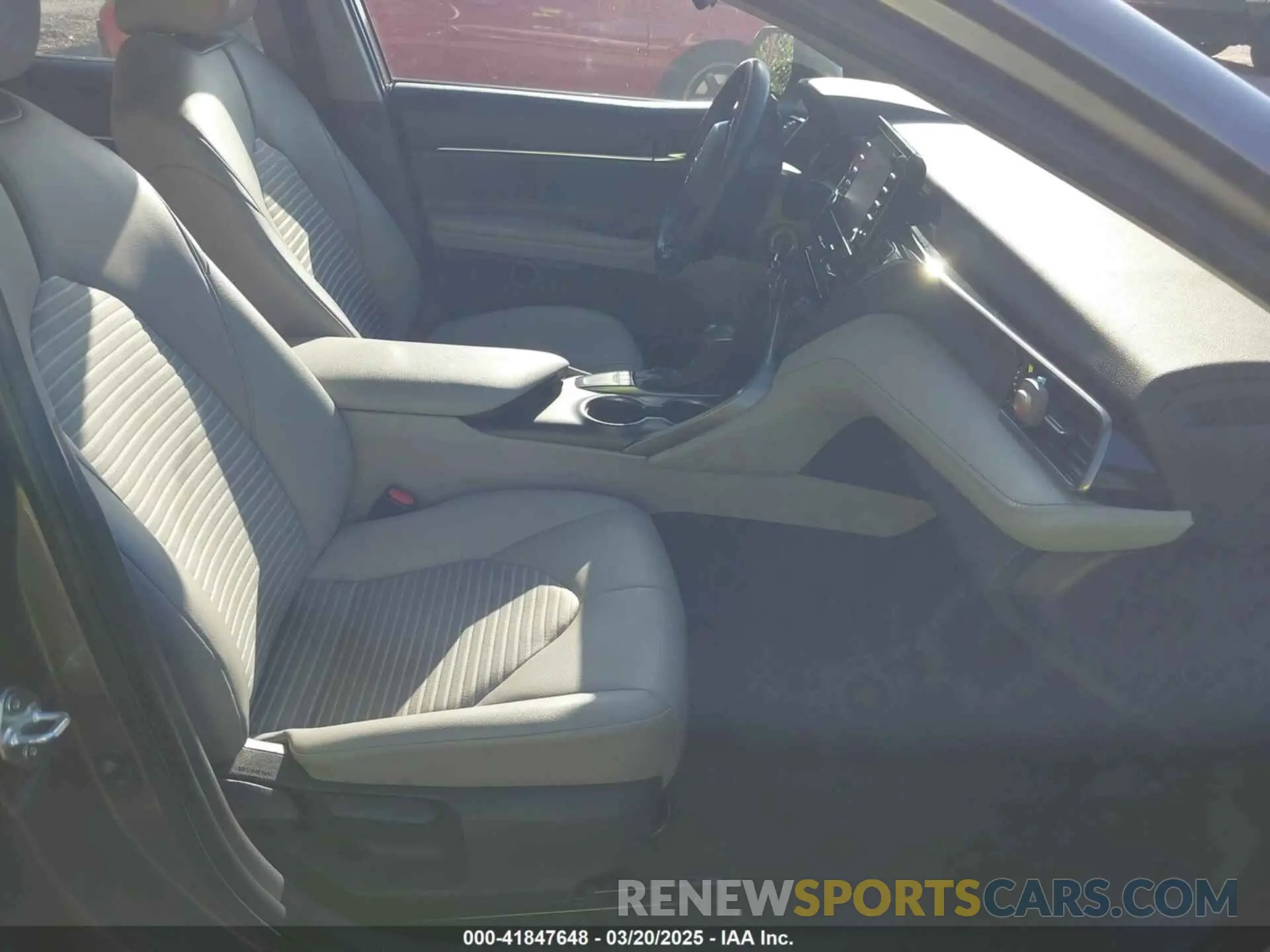 5 fotografías del automóvil dañado 4T1G11AK5NU620307 TOYOTA CAMRY 2022