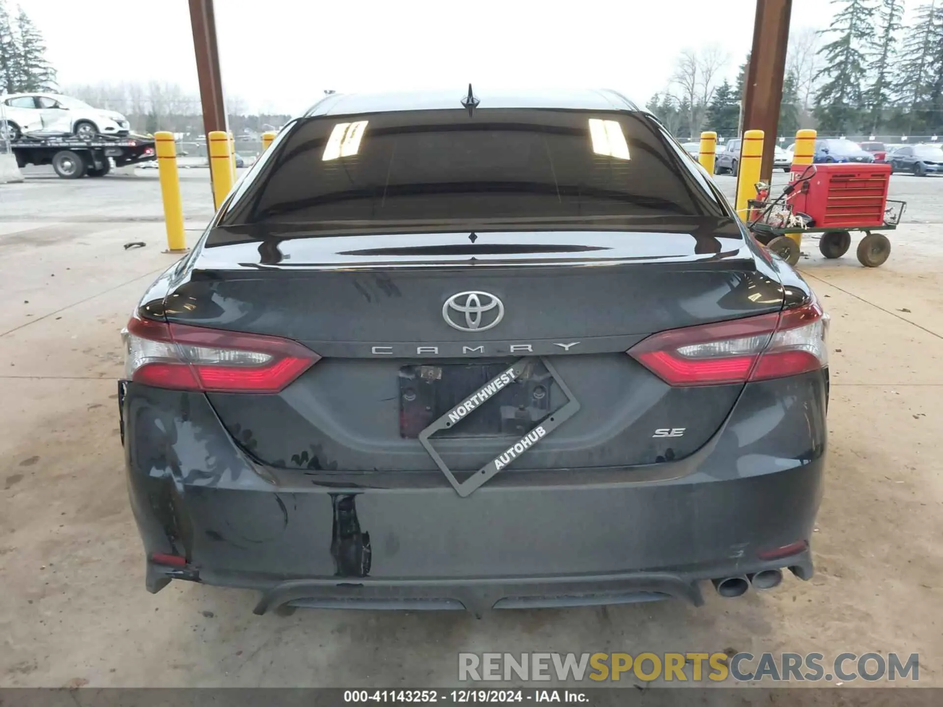 17 fotografías del automóvil dañado 4T1G11AK5NU624020 TOYOTA CAMRY 2022