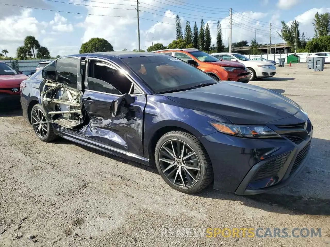 4 fotografías del automóvil dañado 4T1G11AK5NU629900 TOYOTA CAMRY 2022