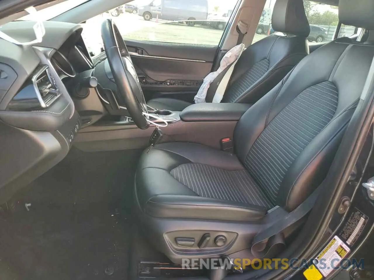 7 fotografías del automóvil dañado 4T1G11AK5NU629900 TOYOTA CAMRY 2022