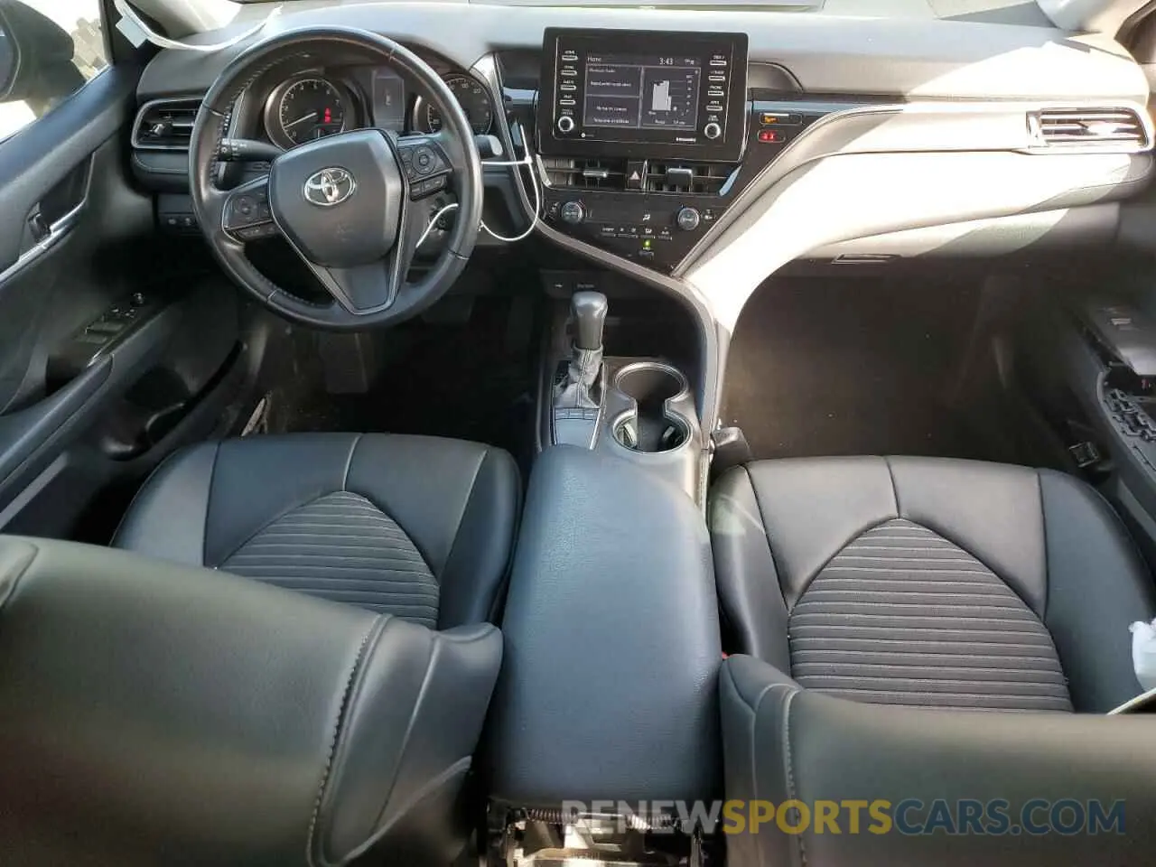 8 fotografías del automóvil dañado 4T1G11AK5NU629900 TOYOTA CAMRY 2022
