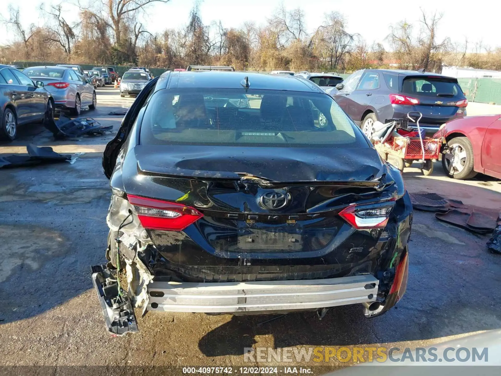 16 fotografías del automóvil dañado 4T1G11AK5NU657521 TOYOTA CAMRY 2022