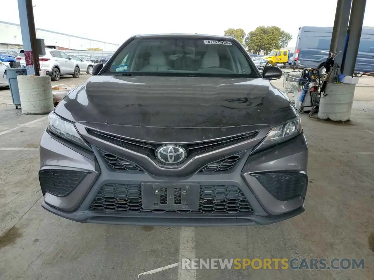 5 fotografías del automóvil dañado 4T1G11AK5NU671242 TOYOTA CAMRY 2022