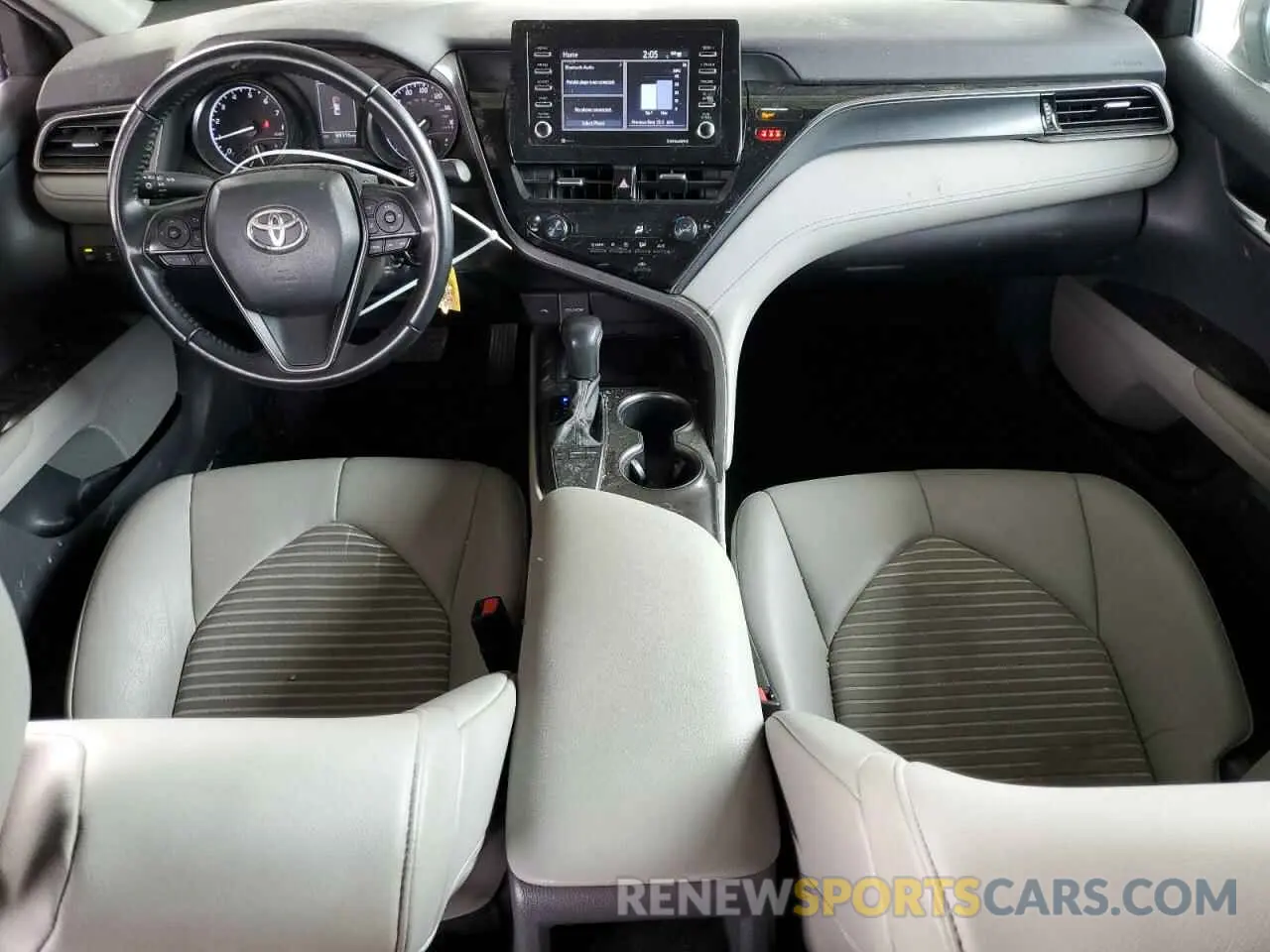 8 fotografías del automóvil dañado 4T1G11AK5NU671242 TOYOTA CAMRY 2022