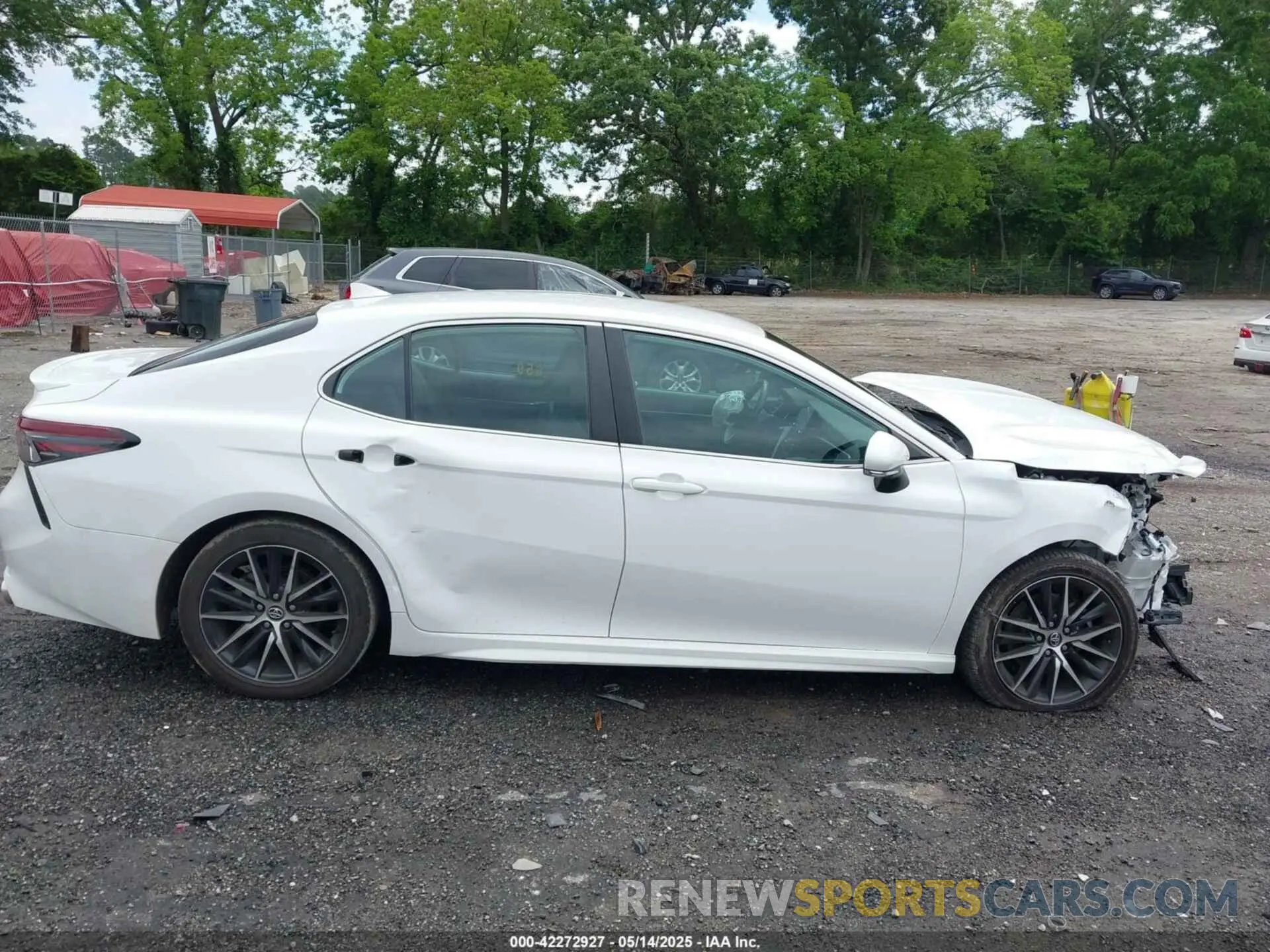 14 fotografías del automóvil dañado 4T1G11AK5NU672603 TOYOTA CAMRY 2022