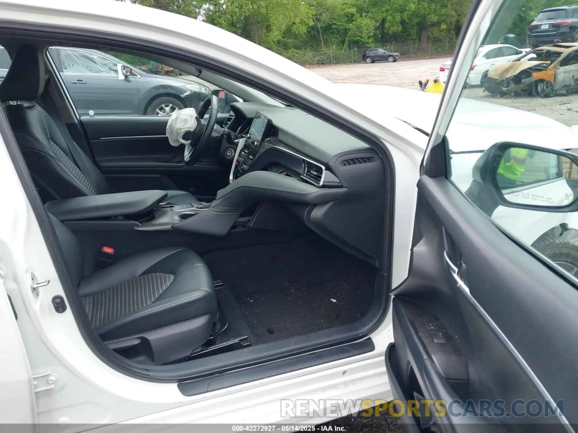 5 fotografías del automóvil dañado 4T1G11AK5NU672603 TOYOTA CAMRY 2022