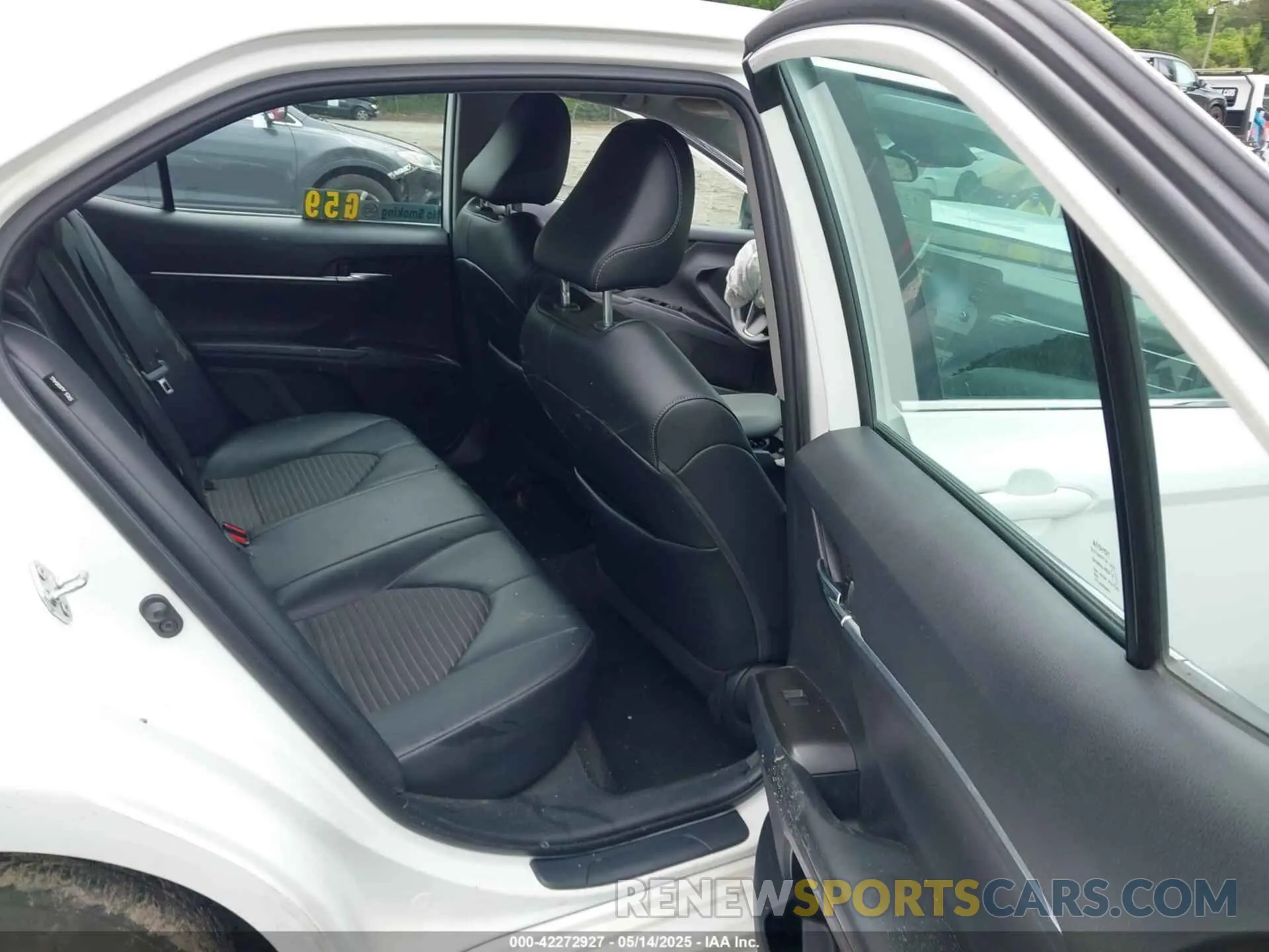 8 fotografías del automóvil dañado 4T1G11AK5NU672603 TOYOTA CAMRY 2022