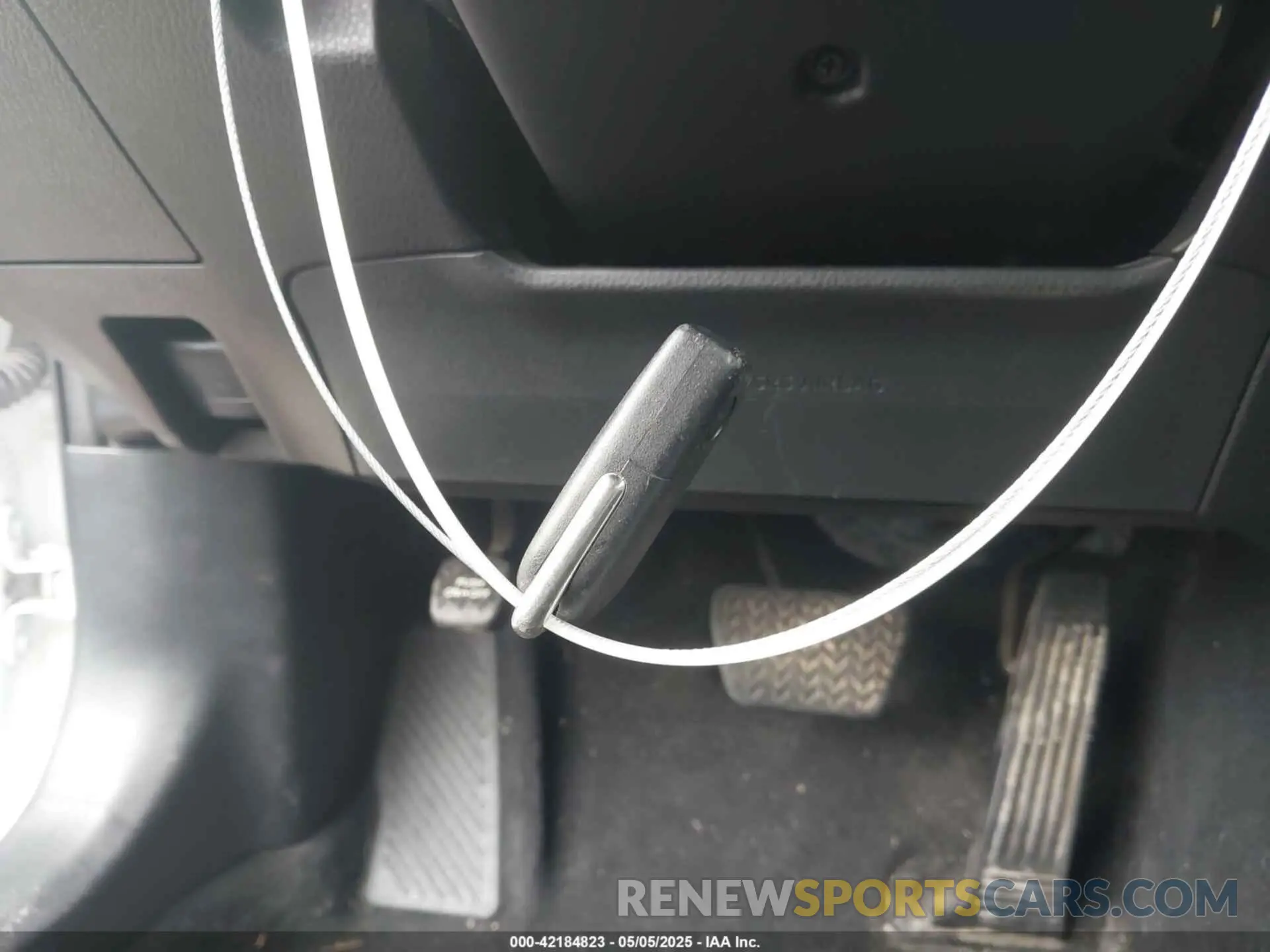 11 fotografías del automóvil dañado 4T1G11AK5NU674903 TOYOTA CAMRY 2022