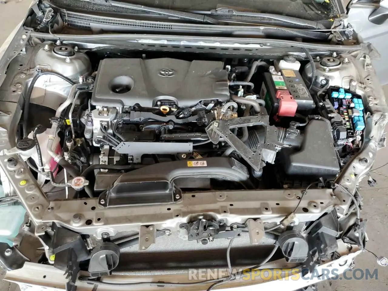 11 fotografías del automóvil dañado 4T1G11AK5NU694701 TOYOTA CAMRY 2022