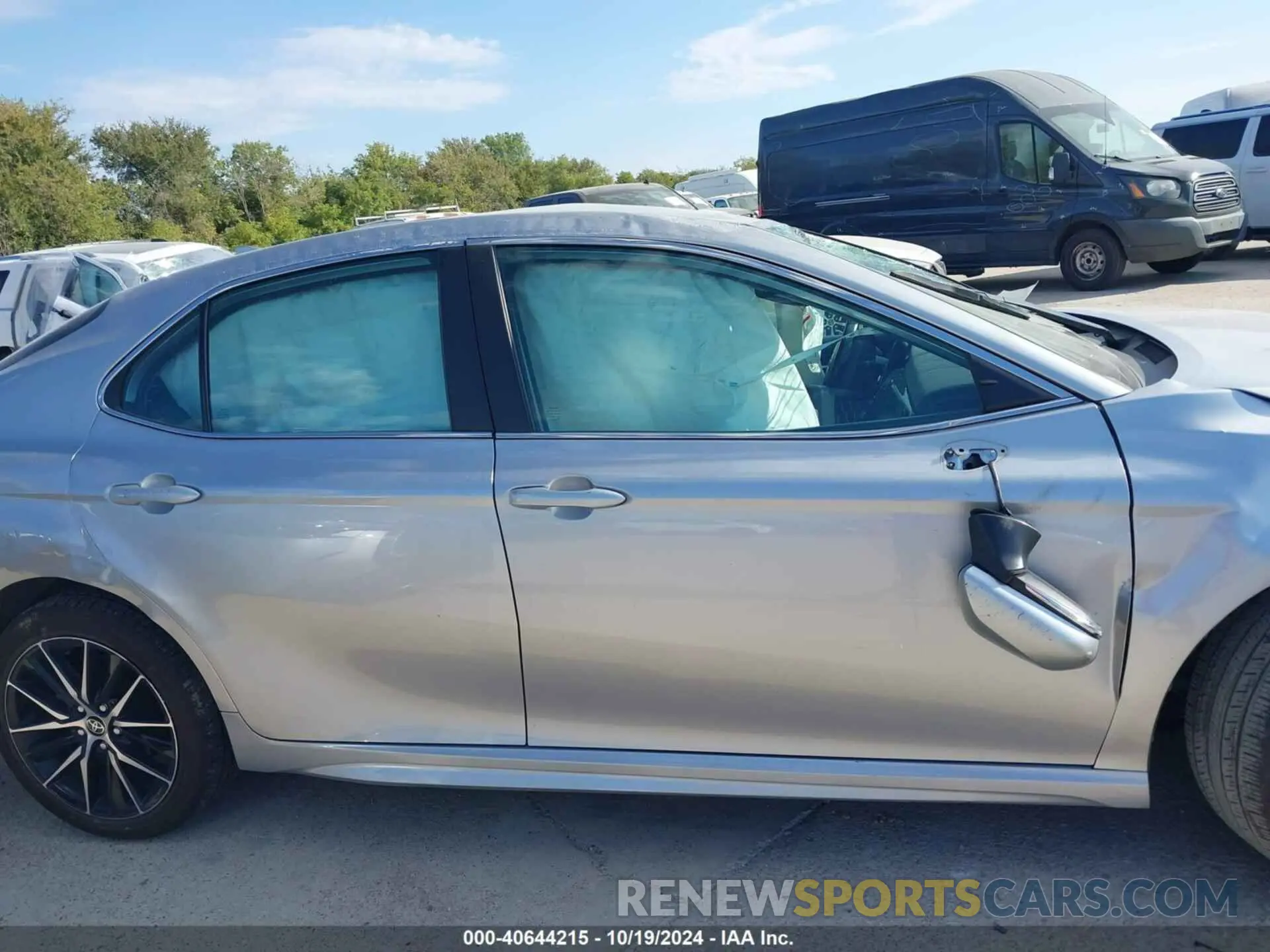 12 fotografías del automóvil dañado 4T1G11AK5NU708600 TOYOTA CAMRY 2022