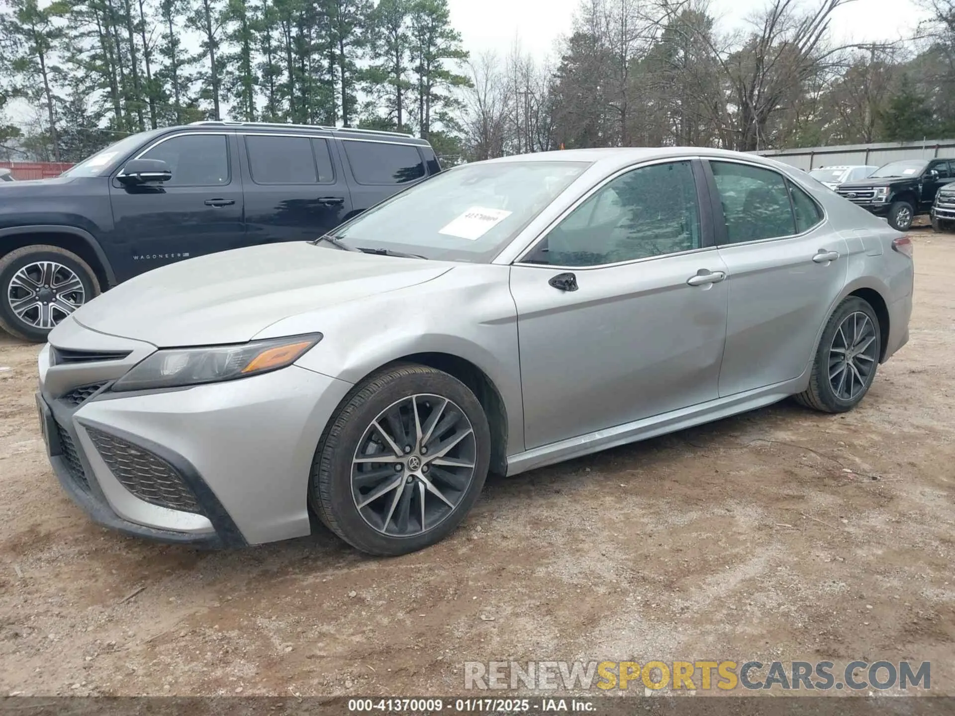 2 fotografías del automóvil dañado 4T1G11AK5NU716745 TOYOTA CAMRY 2022