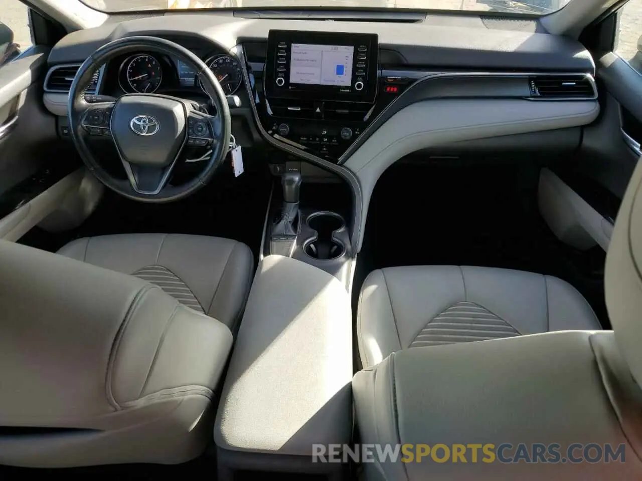 8 fotografías del automóvil dañado 4T1G11AK5NU717216 TOYOTA CAMRY 2022