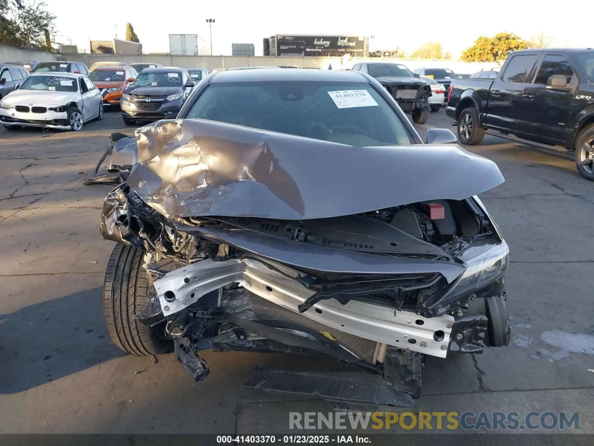 13 fotografías del automóvil dañado 4T1G11AK6NU055923 TOYOTA CAMRY 2022